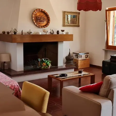 Larry Tatil Evi San Feliciano